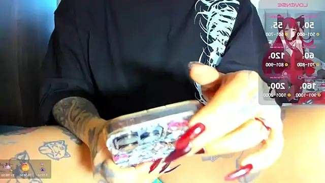 girl tatto13 online show from 07/01/26, 11:32