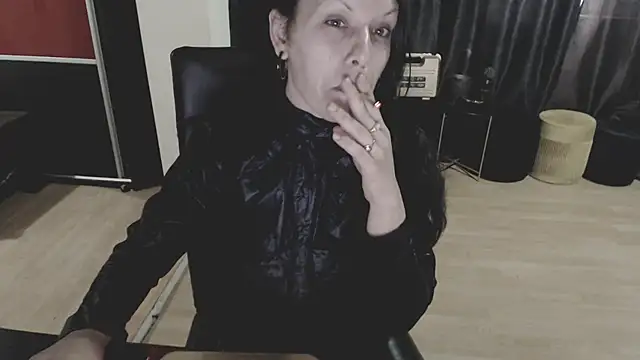 GoldenSasha online show from 10/26/25, 02:06