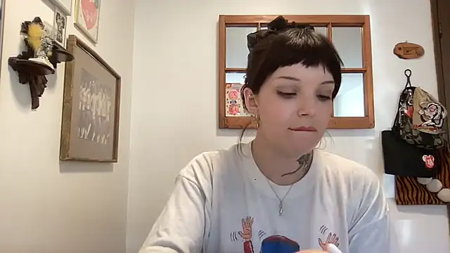 SweetMaisie online show from 10/15/25, 09:23