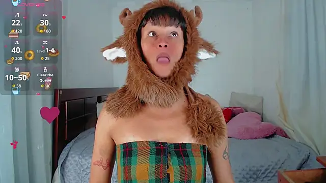 Summer XO online show from 11/24/25, 10:43