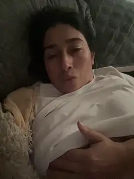 andreaisis2 online show from 04/11/26, 02:21