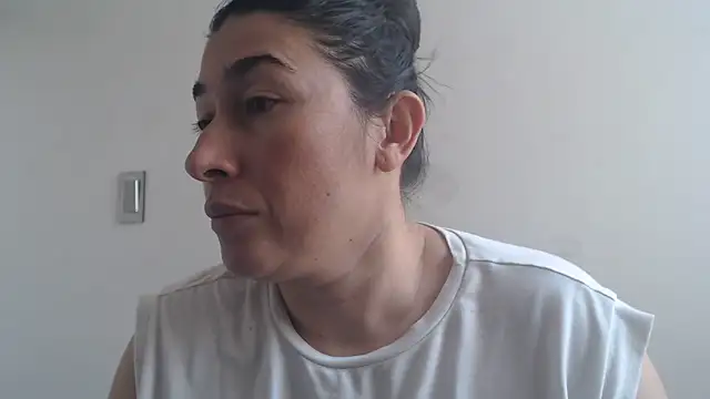 andreaisis2 online show from 05/24/26, 06:52