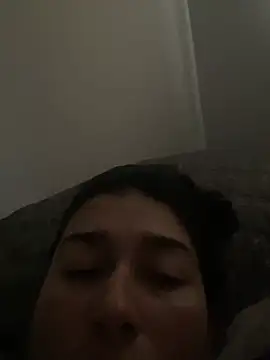 andreaisis2 online show from 04/05/26, 05:41