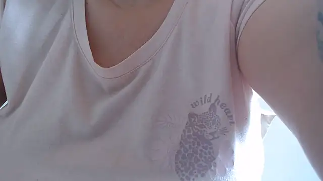 andreaisis2 online show from 06/25/26, 06:13