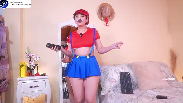 annie22love online show from 10/17/25, 10:11