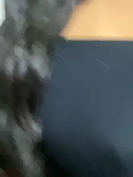 Snapshot of bea3liz chatting on 01/13/25, 02:50 bea3liz online show from 01/13/25, 02:50