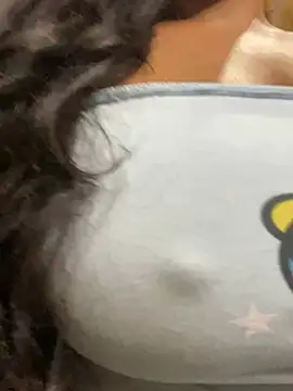 Snapshot of bea3liz chatting on 01/27/25, 01:59 bea3liz online show from 01/27/25, 01:59