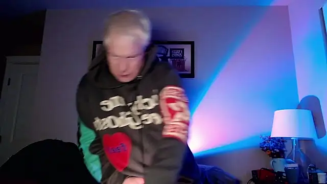 Snarfle82 online show from 12/02/25, 12:33