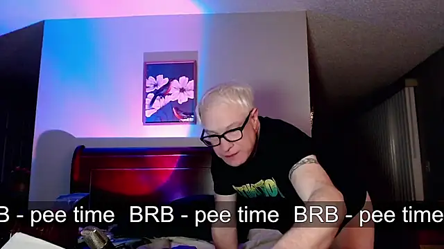 Snarfle82 online show from 11/15/25, 10:41