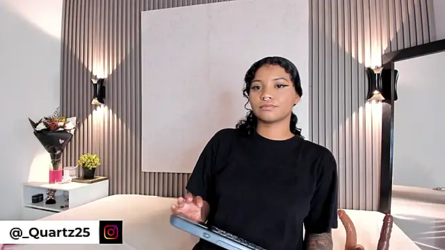 Zafiiraa online show from 10/18/25, 12:29