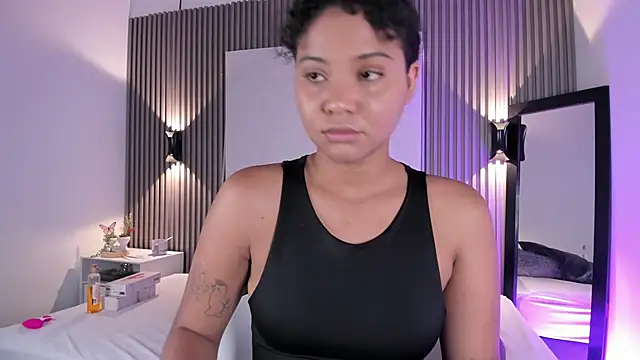 Zafiiraa online show from 02/21/26, 11:45