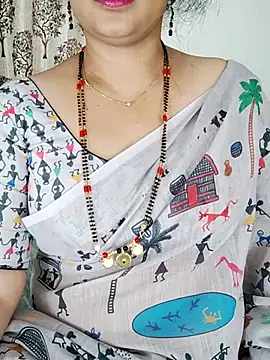 Snapshot of Indian_desi_wife chatting on 06/25/26, 02:20 Indian desi wife online show from 06/25/26, 02:20