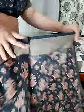 Indian desi wife online show from 01/25/25, 04:57