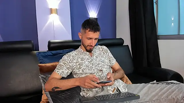 sam bisex online show from 03/10/26, 02:04