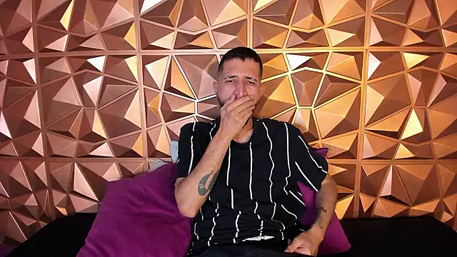 Snapshot of sam_bisex chatting on 02/24/26, 02:34 sam bisex online show from 02/24/26, 02:34