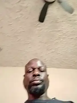 Snapshot of Daddy_hook chatting on 02/06/25, 01:05 Daddy hook online show from 02/06/25, 01:05