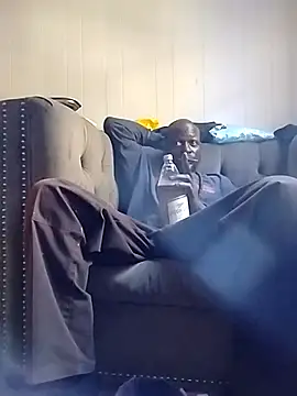 Snapshot of Daddy_hook chatting on 10/28/25, 10:41 Daddy hook online show from 10/28/25, 10:41