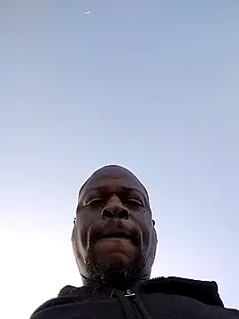 Snapshot of Daddy_hook chatting on 12/15/24, 05:10 Daddy hook online show from 12/15/24, 05:10