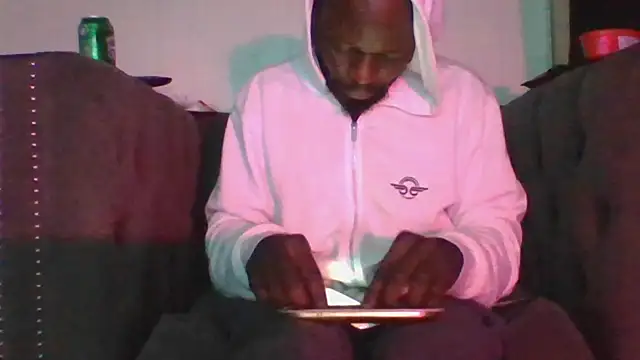 Daddy hook online show from 11/28/25, 03:34