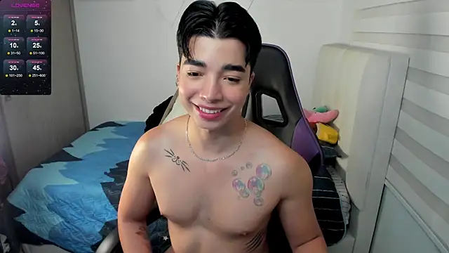 santy7v7 online show from 10/25/25, 01:12