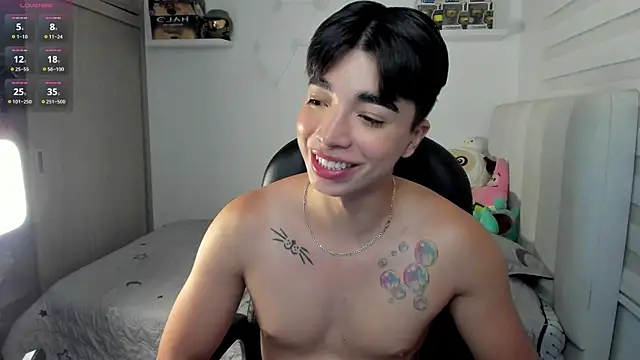 santy7v7 online show from 11/29/25, 01:33