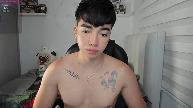 santy7v7 online show from 03/27/26, 01:56