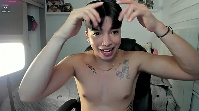 santy7v7 online show from 12/02/25, 01:35