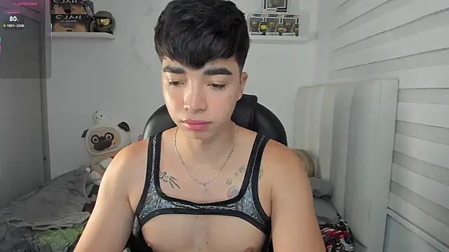 santy7v7 online show from 04/12/26, 01:36