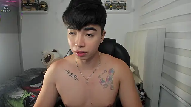 Snapshot of santy7v7 chatting on 02/22/26, 01:35 santy7v7 online show from 02/22/26, 01:35