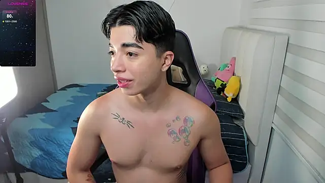 santy7v7 online show from 10/02/25, 01:14