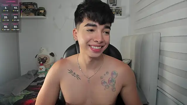 santy7v7 online show from 03/25/26, 01:32