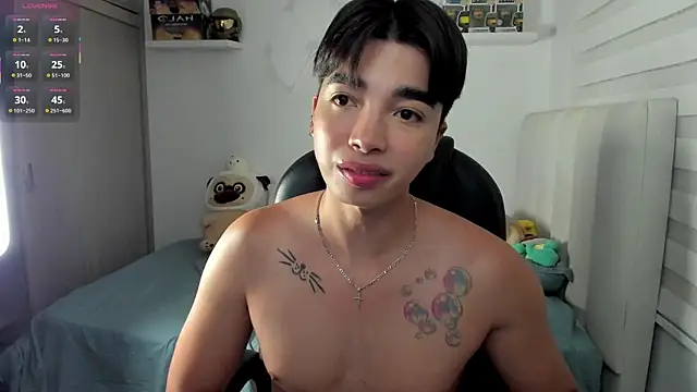 Snapshot of santy7v7 chatting on 01/14/26, 01:37 santy7v7 online show from 01/14/26, 01:37