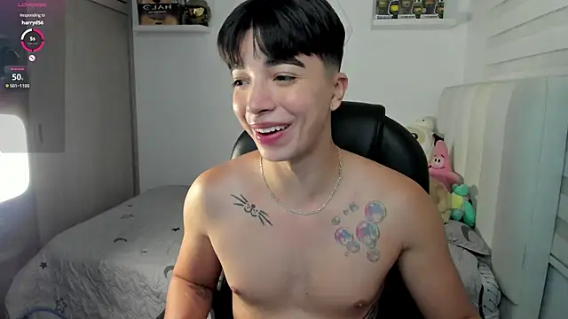 santy7v7 online show from 12/03/25, 01:32