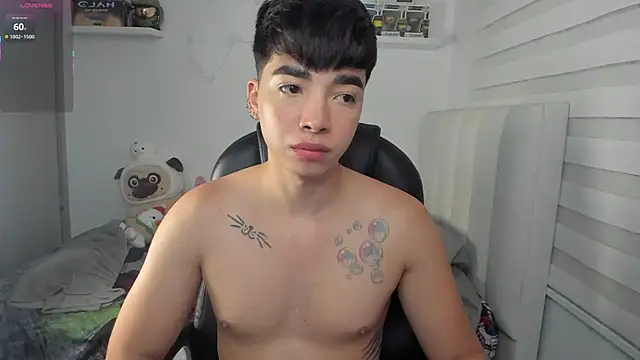 santy7v7 online show from 04/14/26, 01:38