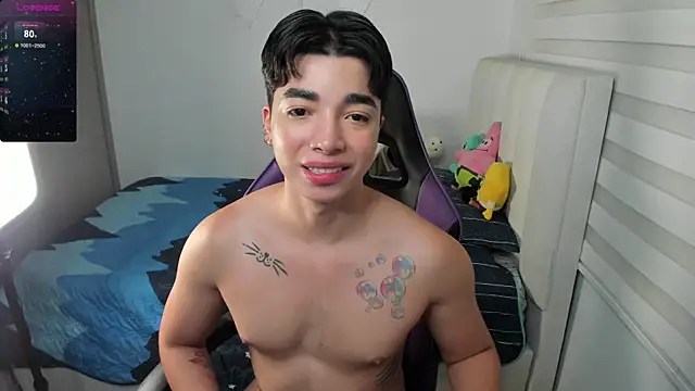 santy7v7 online show from 10/04/25, 12:17