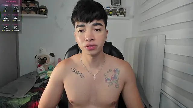 santy7v7 online show from 03/31/26, 12:29