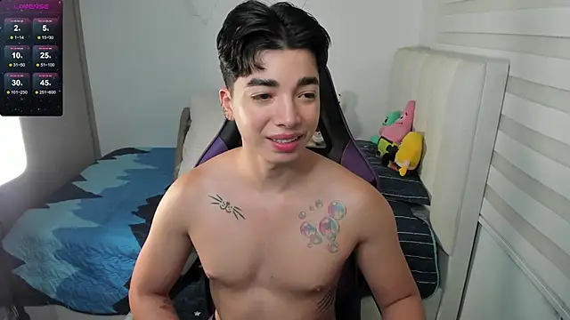 santy7v7 online show from 09/30/25, 01:17