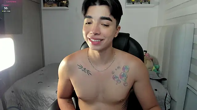 santy7v7 online show from 11/20/25, 01:23