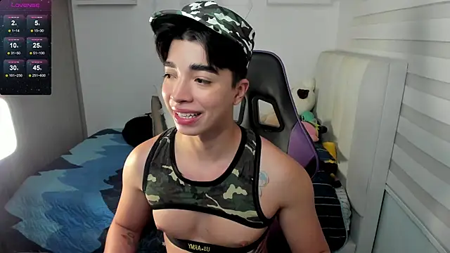 santy7v7 online show from 10/30/25, 01:20