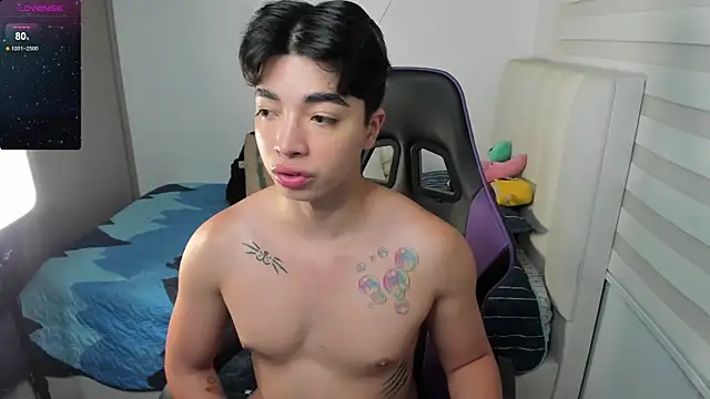 santy7v7 online show from 10/16/25, 01:19