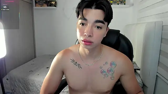 santy7v7 online show from 12/18/25, 01:37