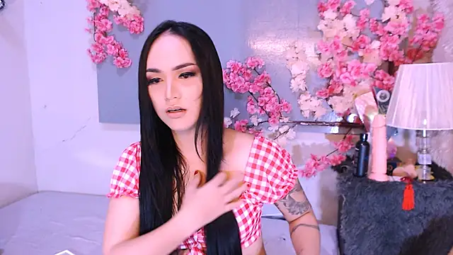 Oriental Tiara online show from 12/05/25, 04:38