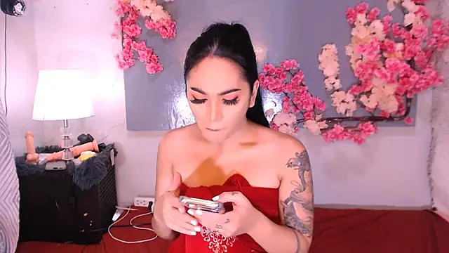 Oriental Tiara online show from 09/21/25, 03:50