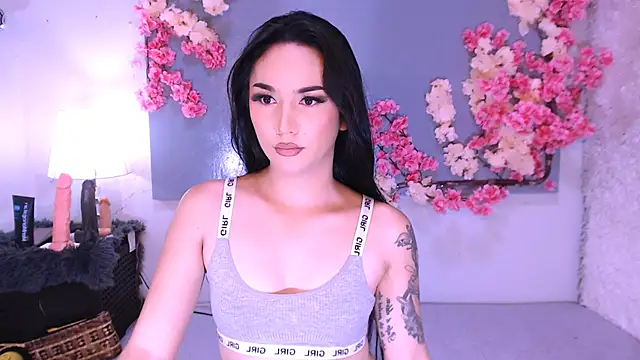 Oriental Tiara online show from 09/30/25, 01:28