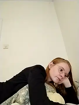 Snapshot of jannis1992 chatting on 09/09/25, 12:03 jannis1992 online show from 09/09/25, 12:03