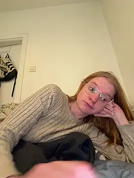 Snapshot of jannis1992 chatting on 06/15/26, 12:05 jannis1992 online show from 06/15/26, 12:05