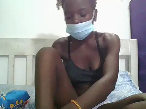 sweetchic  online show from 11/17/25, 06:45