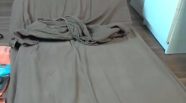 Snapshot of rockthebody chatting on 02/09/25, 10:54 rockthebody online show from 02/09/25, 10:54