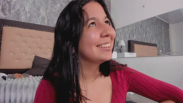 Snapshot of Lia_sarahi chatting on 11/22/25, 12:15 Lia sarahi online show from 11/22/25, 12:15