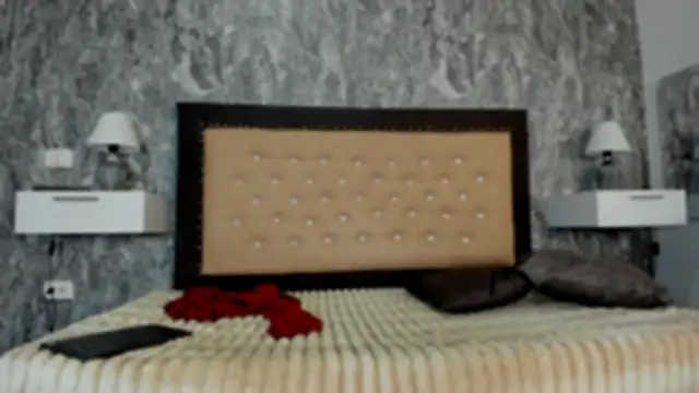 Lia sarahi online show from 10/12/25, 11:33